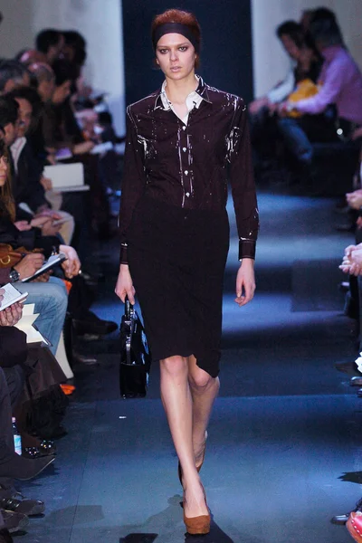 Look 11